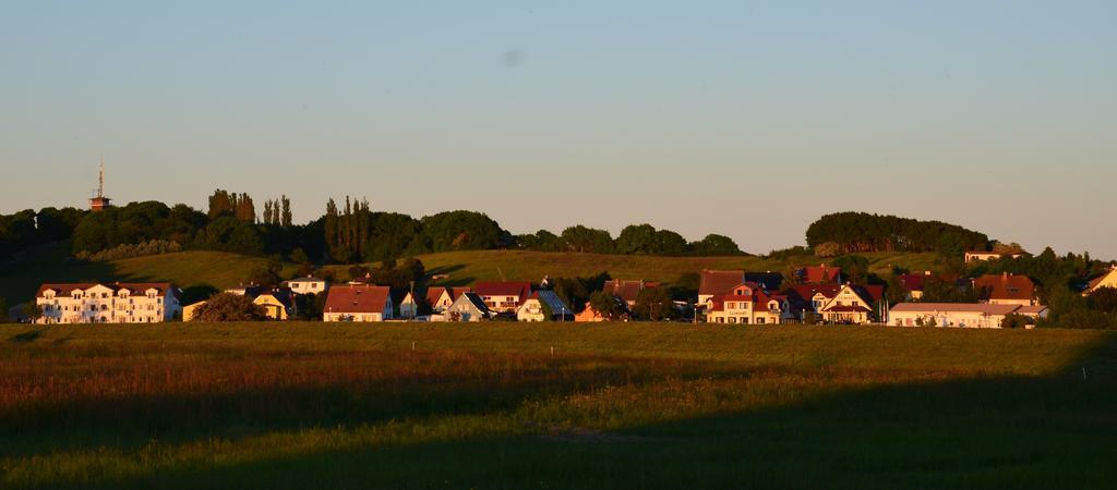 Strandapartment-Mondfisch an der Ostsee Thiessow Zimmer foto