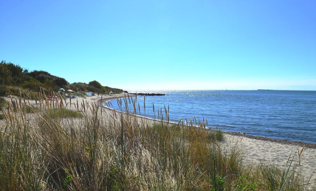 Strandapartment-Mondfisch an der Ostsee Thiessow Zimmer foto